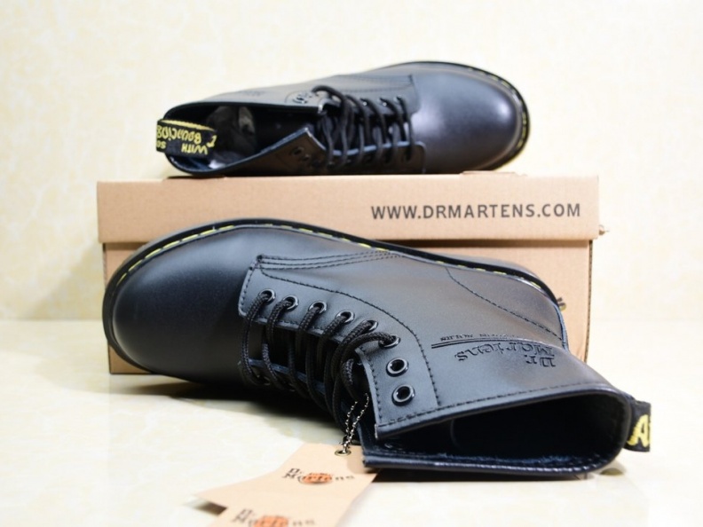 Dr.Martens马尔代夫复古靴 二层牛皮 秋冬款上新！固特异马丁靴 (1)