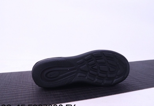  耐克 Nike Air Max Axis 半掌气垫跑鞋 (24)
