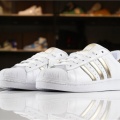 Adidas 三叶草 贝壳头板鞋 (4)