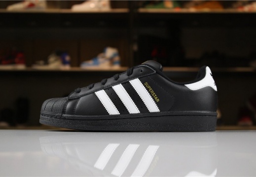 Adidas 三叶草 贝壳头板鞋 (34)