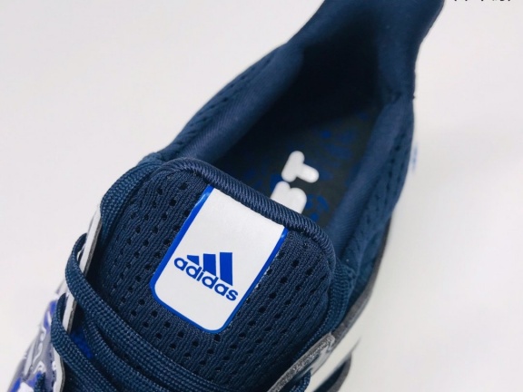 Adidas 阿迪达斯 Ultra Boost  (5)