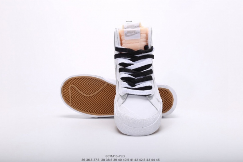开拓者 日式解构美学SACAI联名 x Nike Blazer重叠  (45).jpg