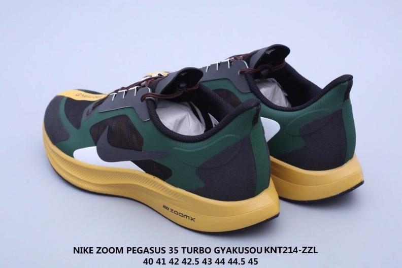 Nike Zoom Pegasus 35 Turbo 登月35代 (12).jpg